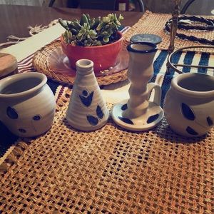 Williamsburg pottery